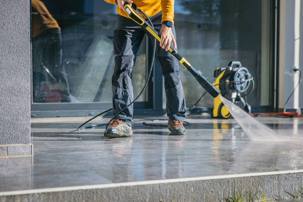 Why Choose Our Certified Pressure Washing Experts for Your Project Needs in Clarksville, IA?