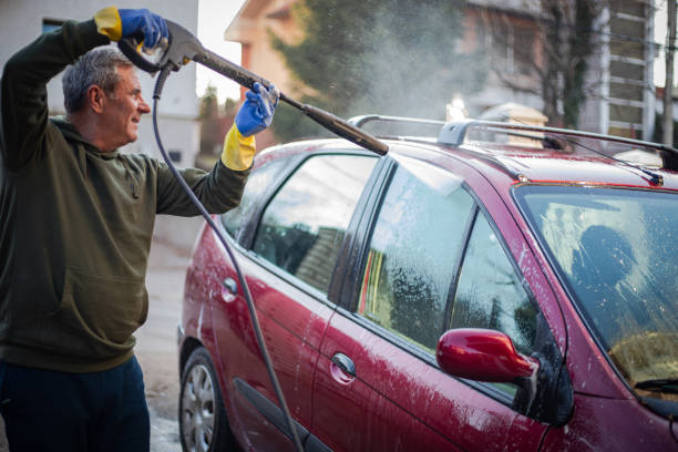 Best Pressure Washing Driveway  in Clarksville, IA